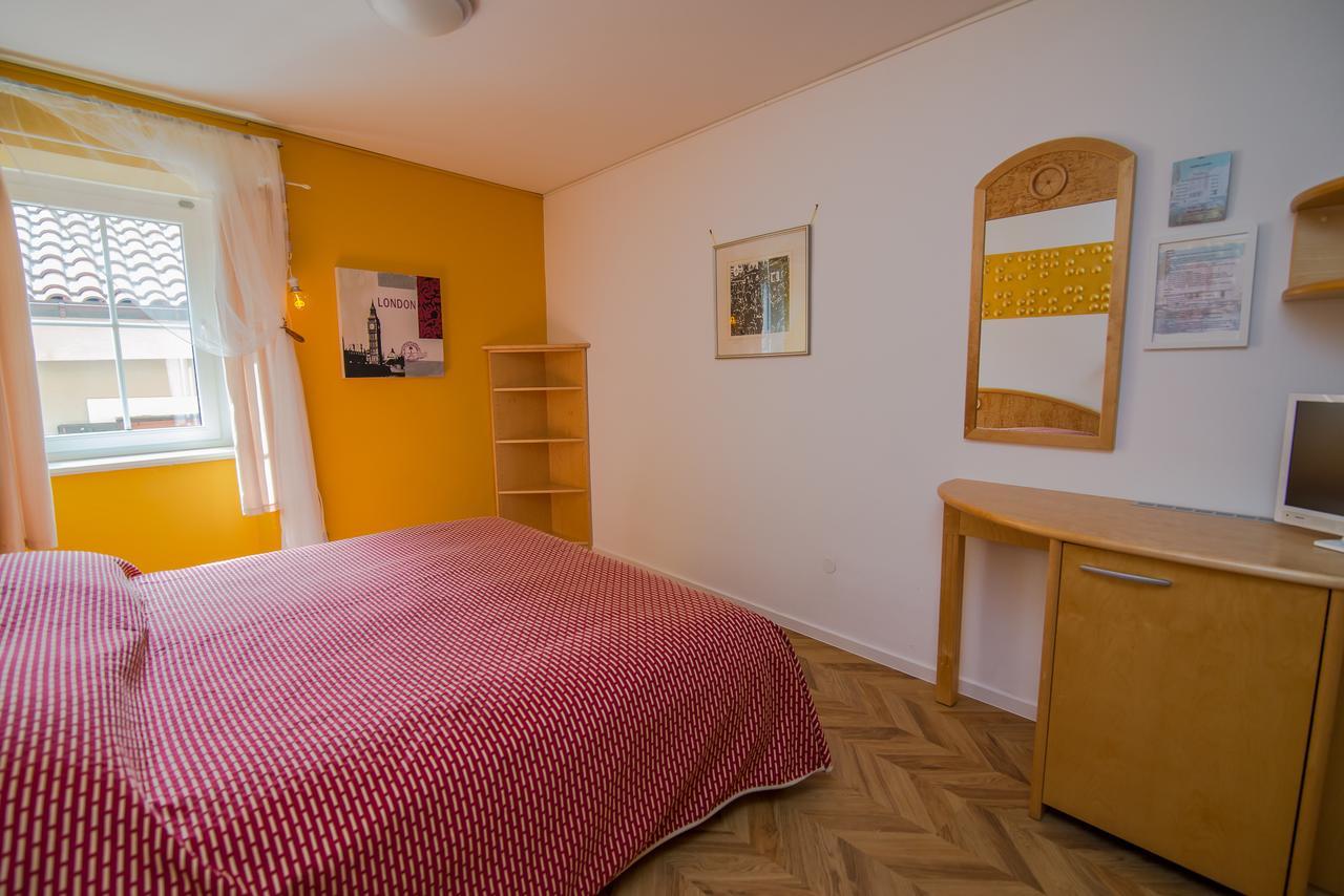 Bed&Breakfast Saturn Veli Lošinj Exterior foto